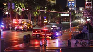Pri dopravnej nehode v North Las Vegas zomrelo deväť ľudí, vozidlo prešlo na červenú